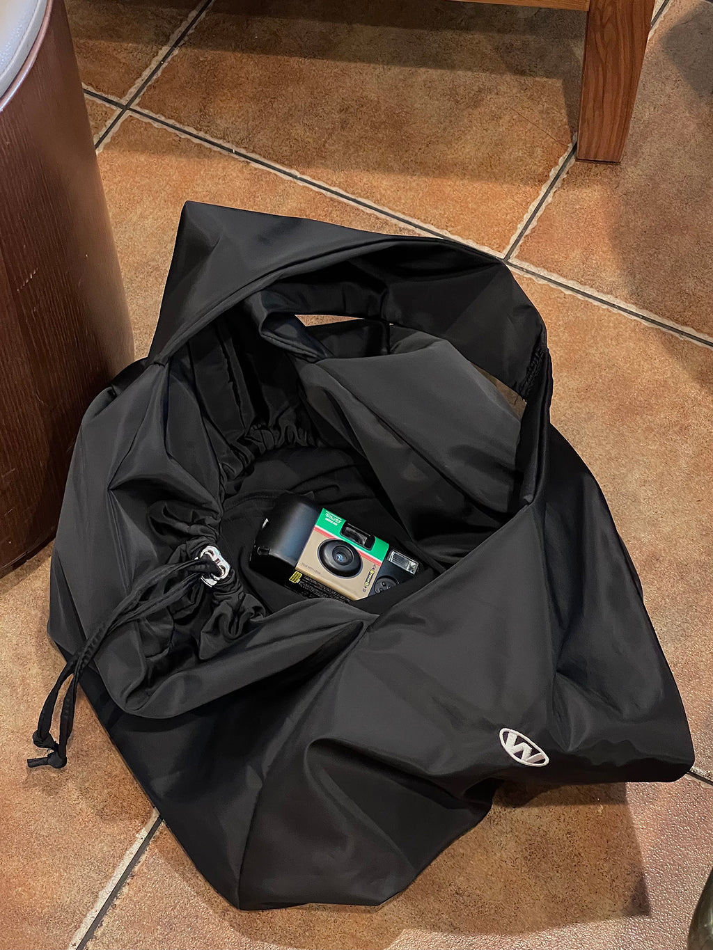 Retro-Schultertasche für Sport und Freizeit – Bild 5 | LuxeStyle