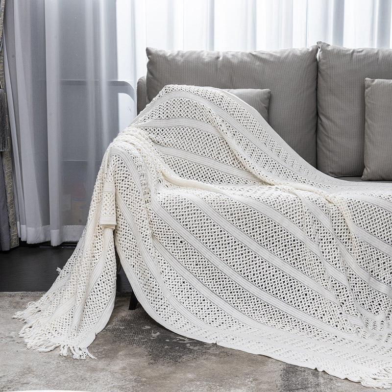 Geometrische Strickdecke für Sofa oder Bett – Bild 4 | LuxeStyle