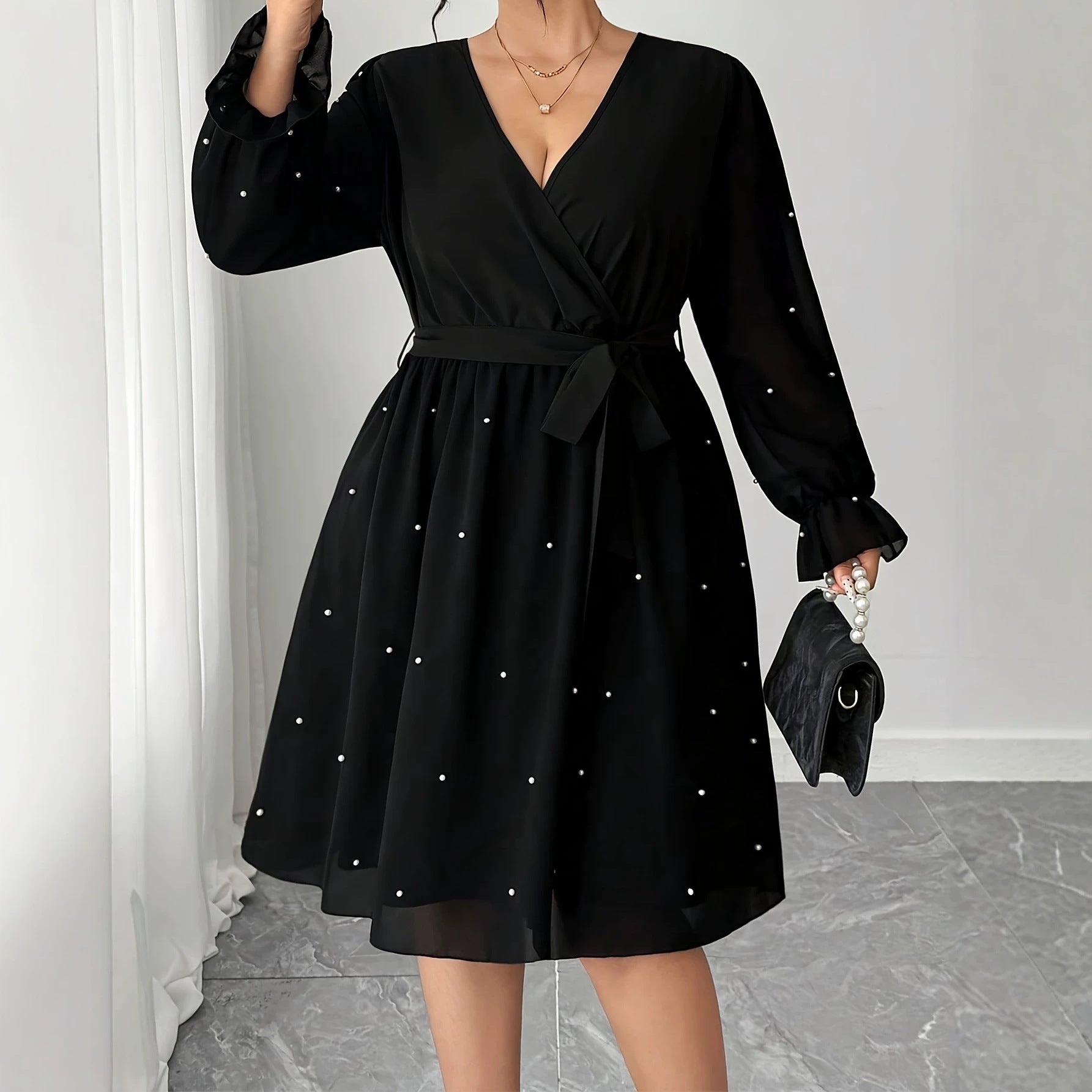 Elegantes V-Ausschnitt A-Linien Kleid