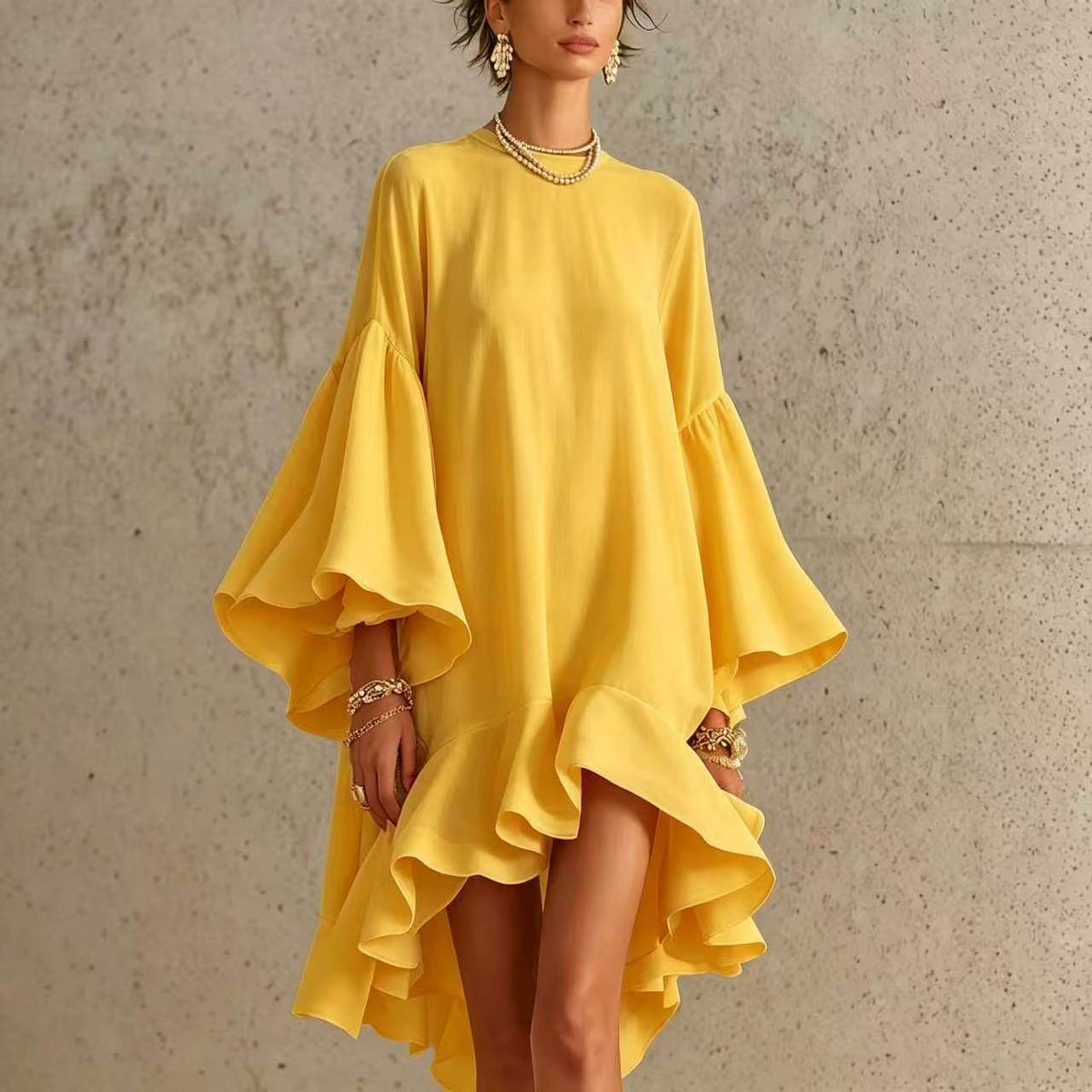 Asymmetrisches Chiffonkleid mit Puffärmeln – Bild 7 | LuxeStyle