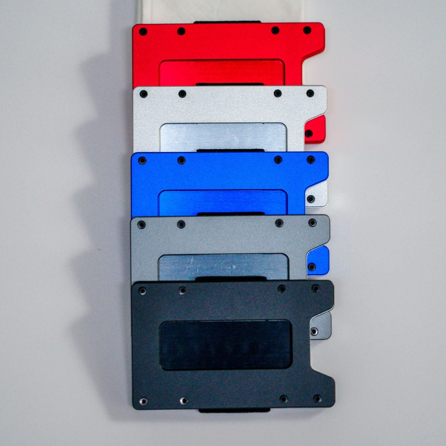 Kartenetui aus Aluminium