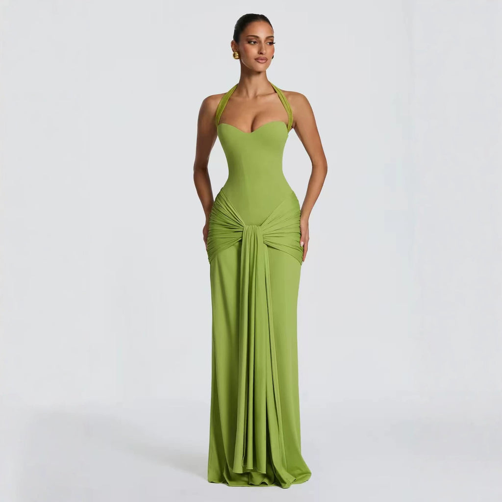 Plissiertes ärmelloses Kleid mit seitlicher Bindung