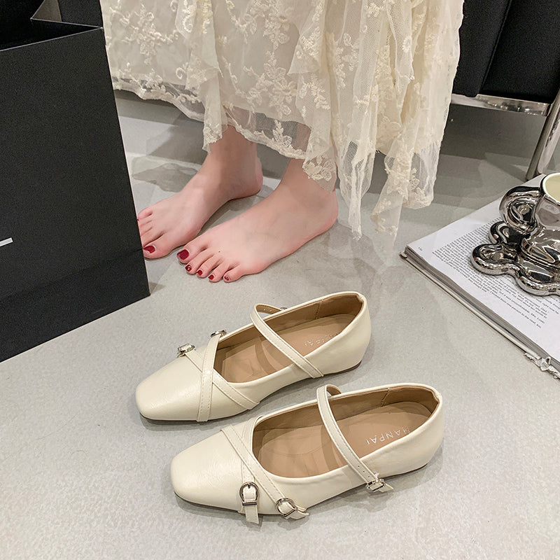 Silberne Mary Jane Flats mit verstecktem Absatz