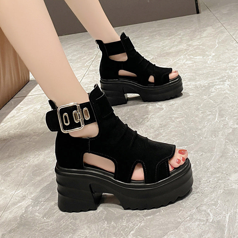Plateau-Sandalen mit Chunky Heel – Bild 7 | LuxeStyle
