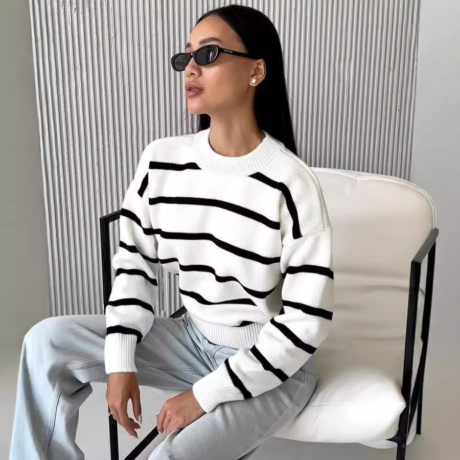 Gestreiftes Langarmshirt im Color-Blocking-Stil
