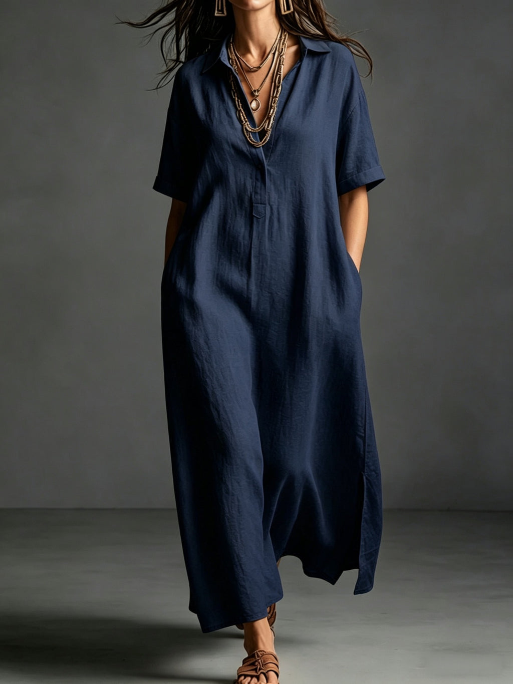 Elegantes knielanges Damen-Kleid mit Reverskragen