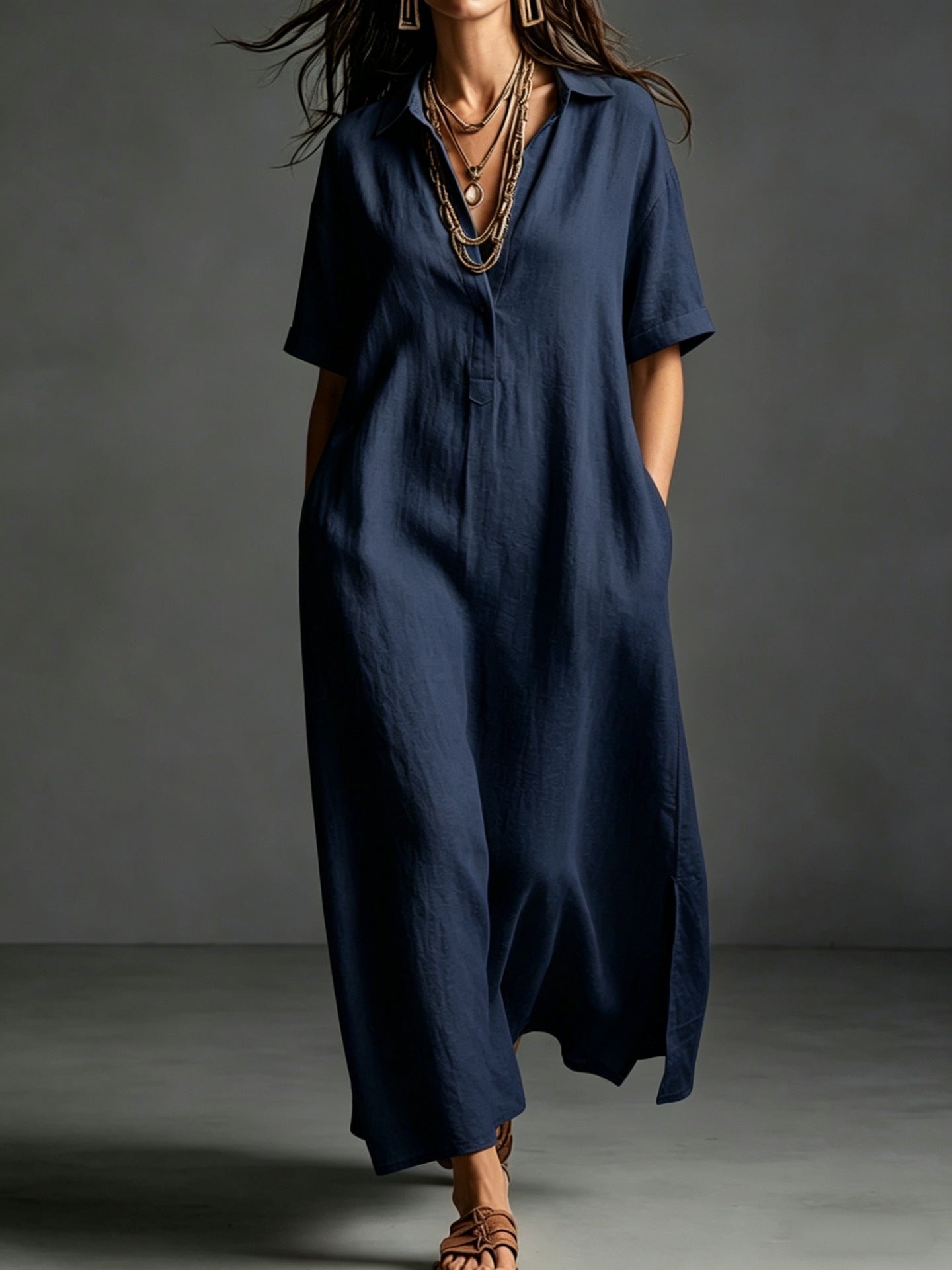Elegantes knielanges Damen-Kleid mit Reverskragen
