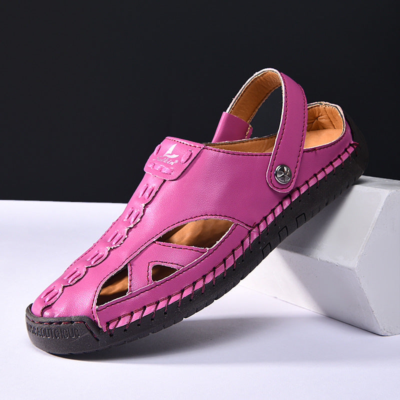 Helle Sandalen mit Zehenkappe und Lochmuster – Bild 9 | LuxeStyle