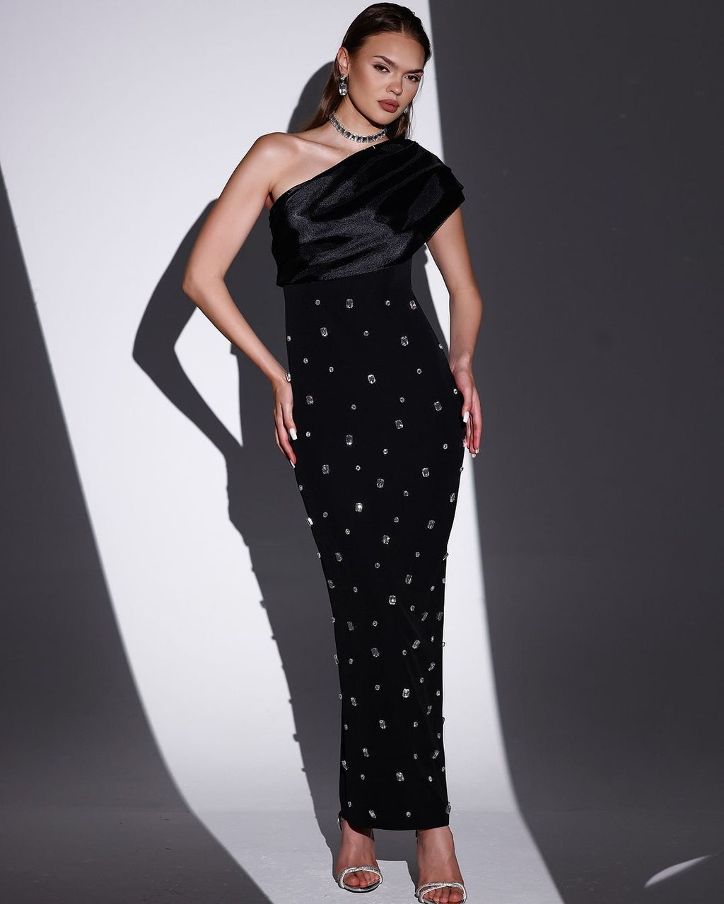 Off-Shoulder Perlen Bandage-Kleid – Bild 5 | LuxeStyle