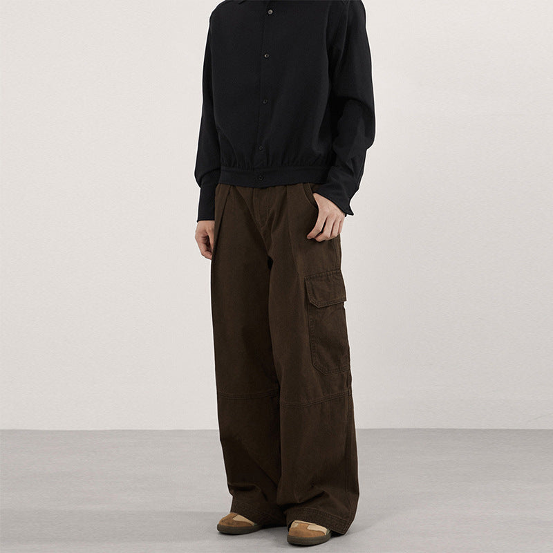 Weite Workwear-Hose mit vielen Taschen