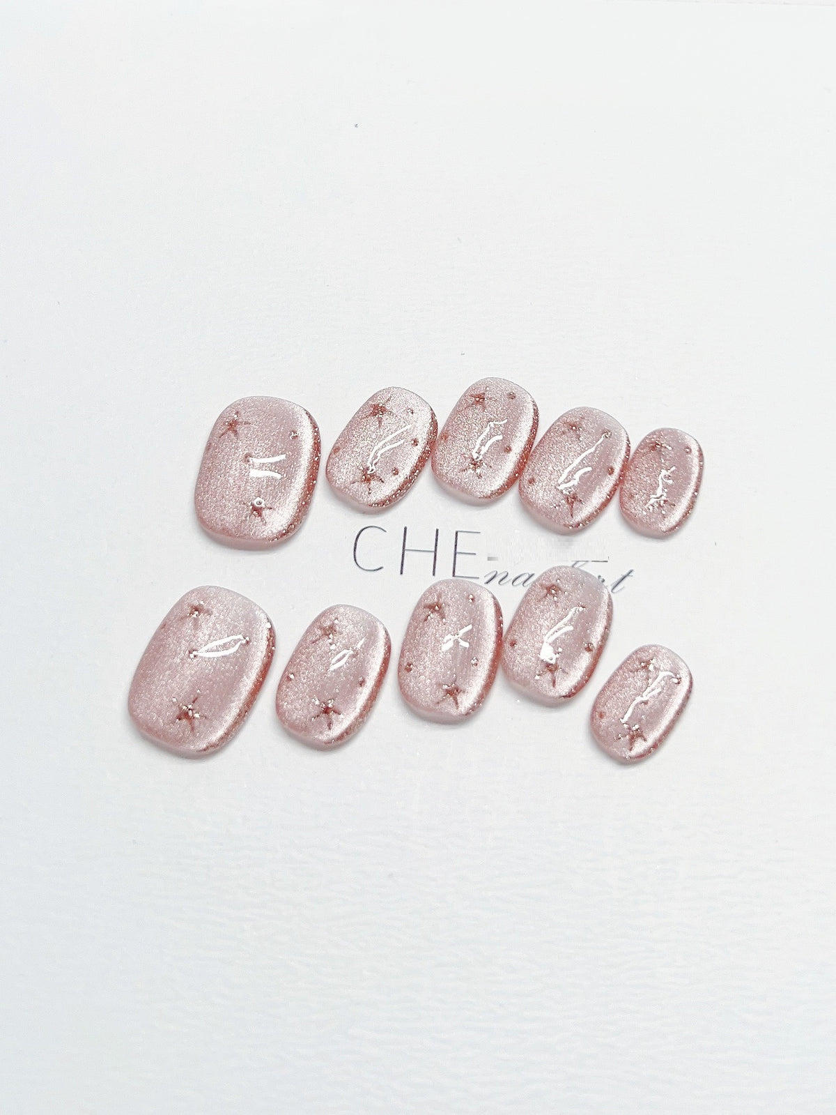 Handgemachte, wiederverwendbare Fake Nails – Bild 9 | LuxeStyle