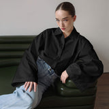 Farbe: Schwarz