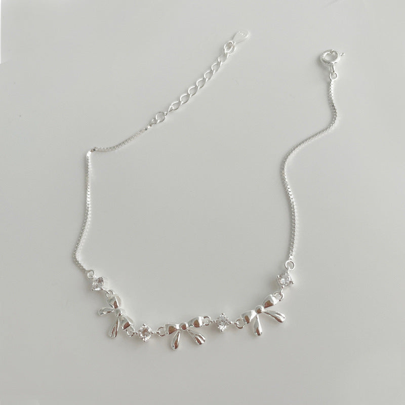 Funkelndes Zirkon Armband mit Schleife aus 925er Silber | LuxeStyle