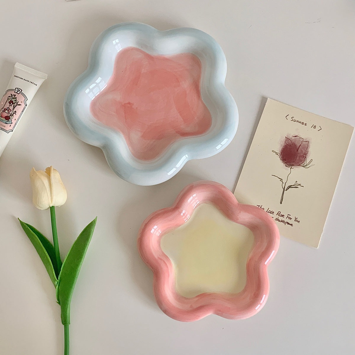 Chubby Flower Keramikteller – Bild 8 | LuxeStyle