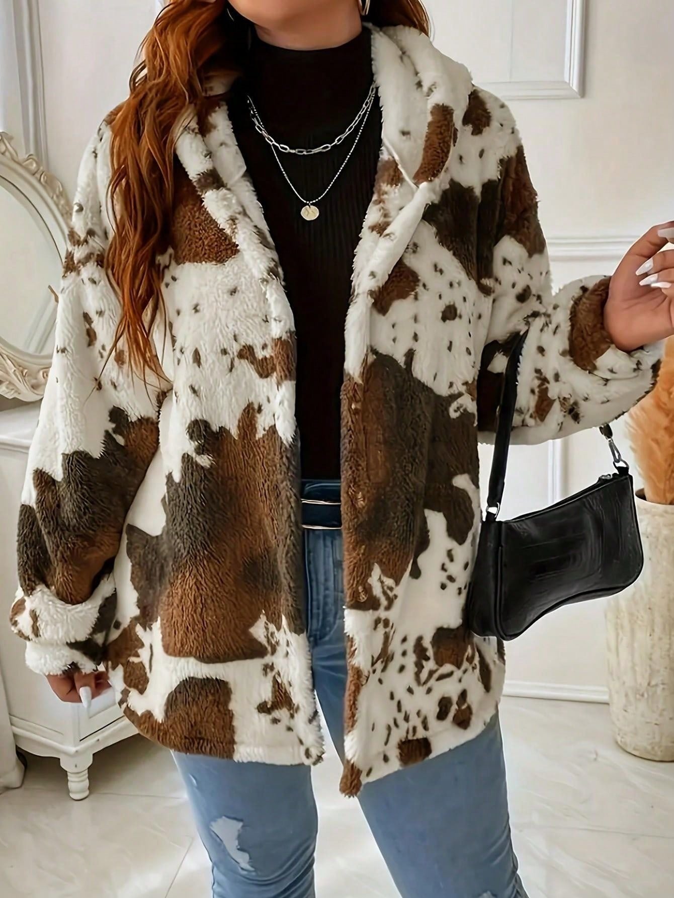 Kuhfell-Plüschjacke mit Knöpfen