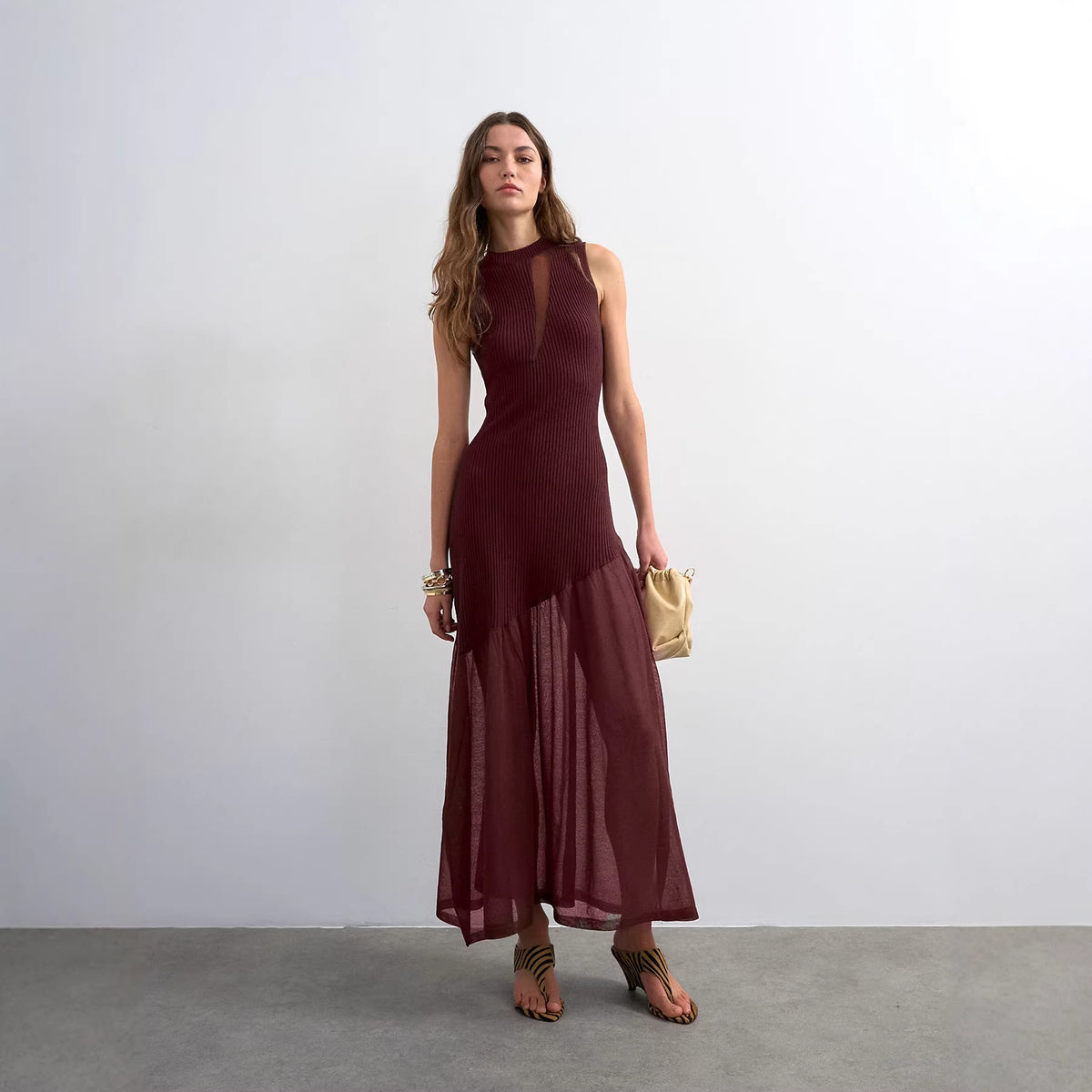 Geripptes Strickkleid im französischen Stil | LuxeStyle