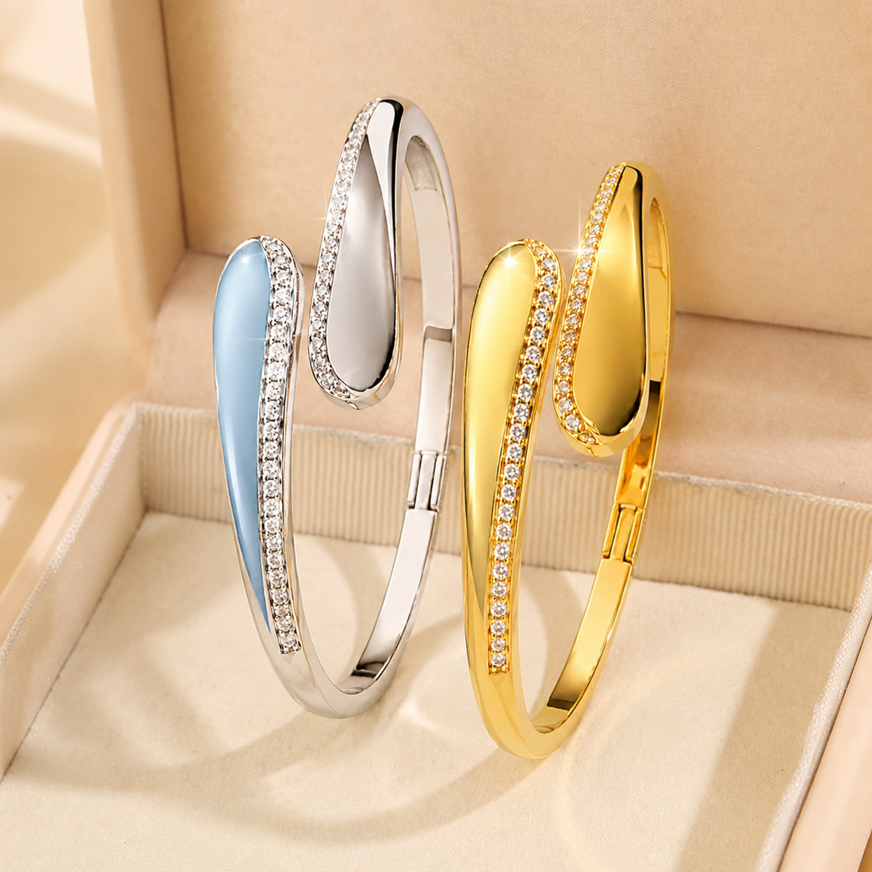 Filigranes Strass-Armband im Influencer-Stil