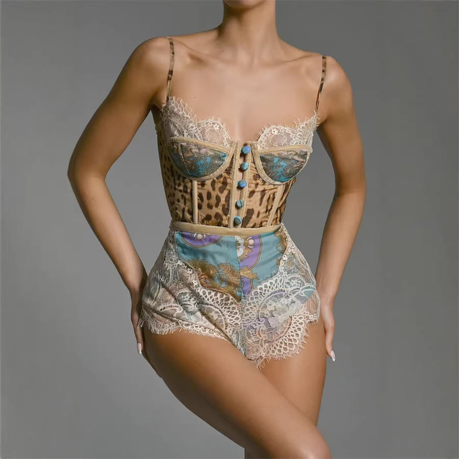 Eleganter Spitzen-Jumpsuit mit Print