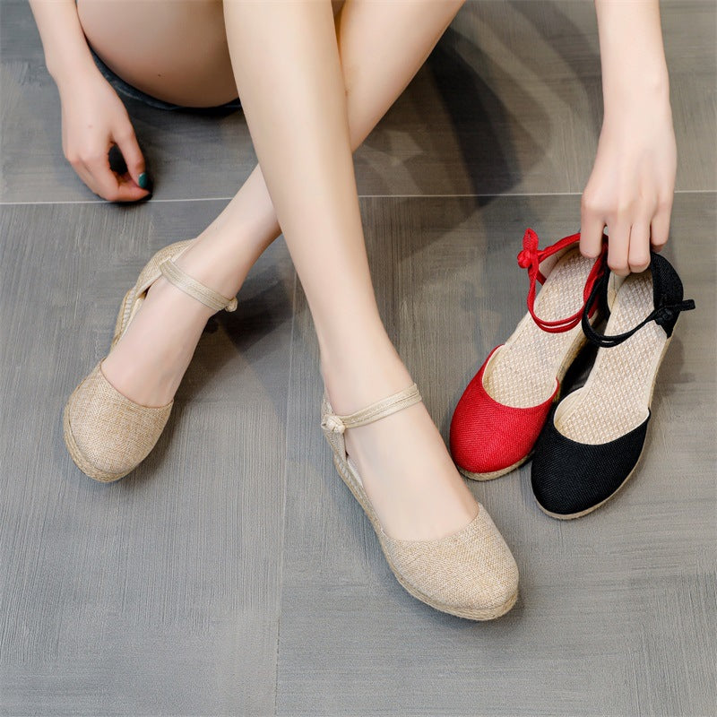 Keile Sandalen mit Fesselriemchen | LuxeStyle