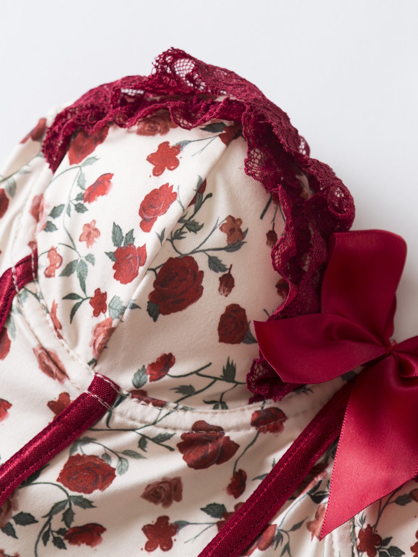 Korsett-Top mit Rosenprint und Schleife