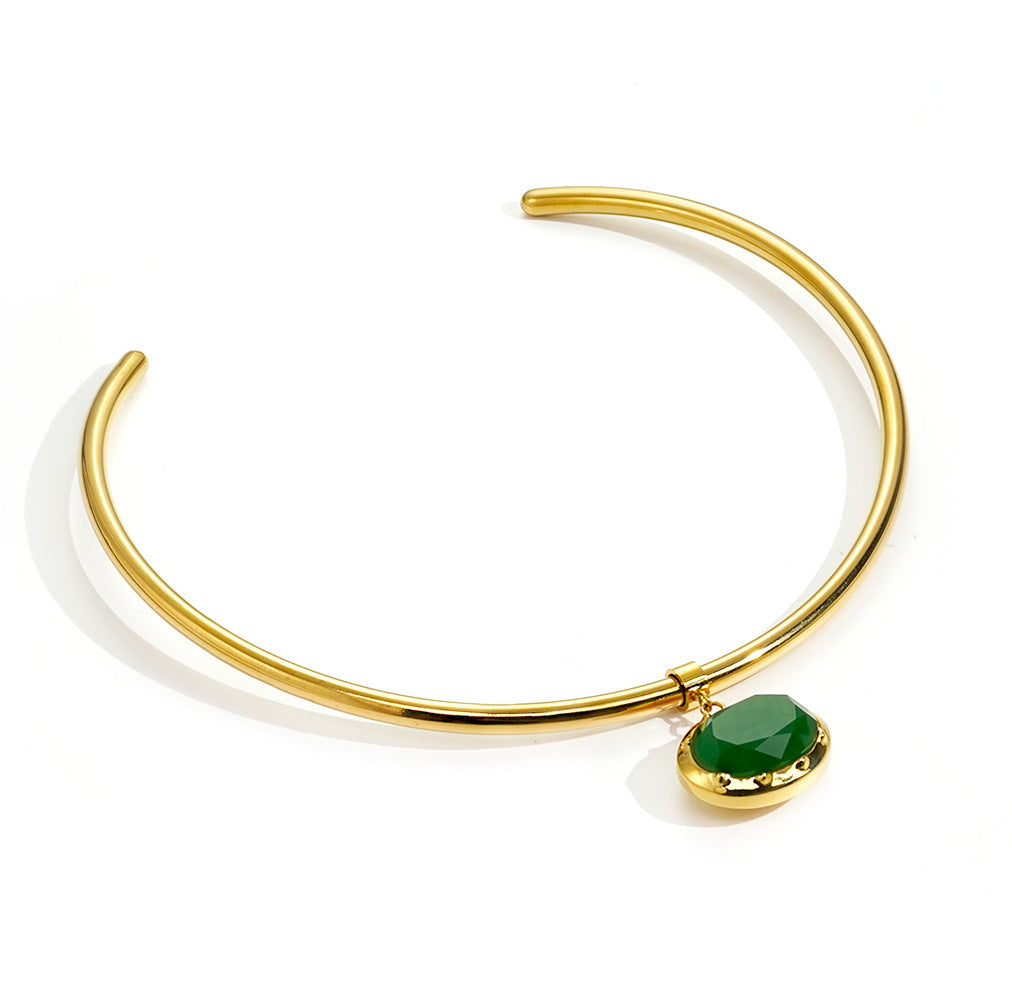 Vergoldetes Titan-Halsband mit Anhänger – Bild 6 | LuxeStyle