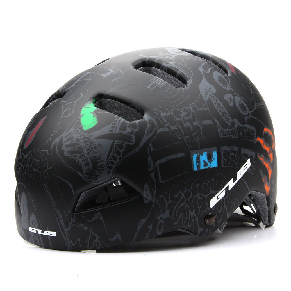 Sport- und Outdoor-Helm