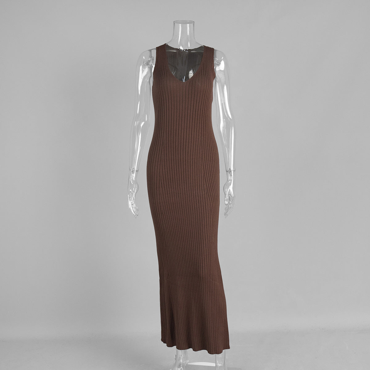 Enger, figurbetoner Kleid
