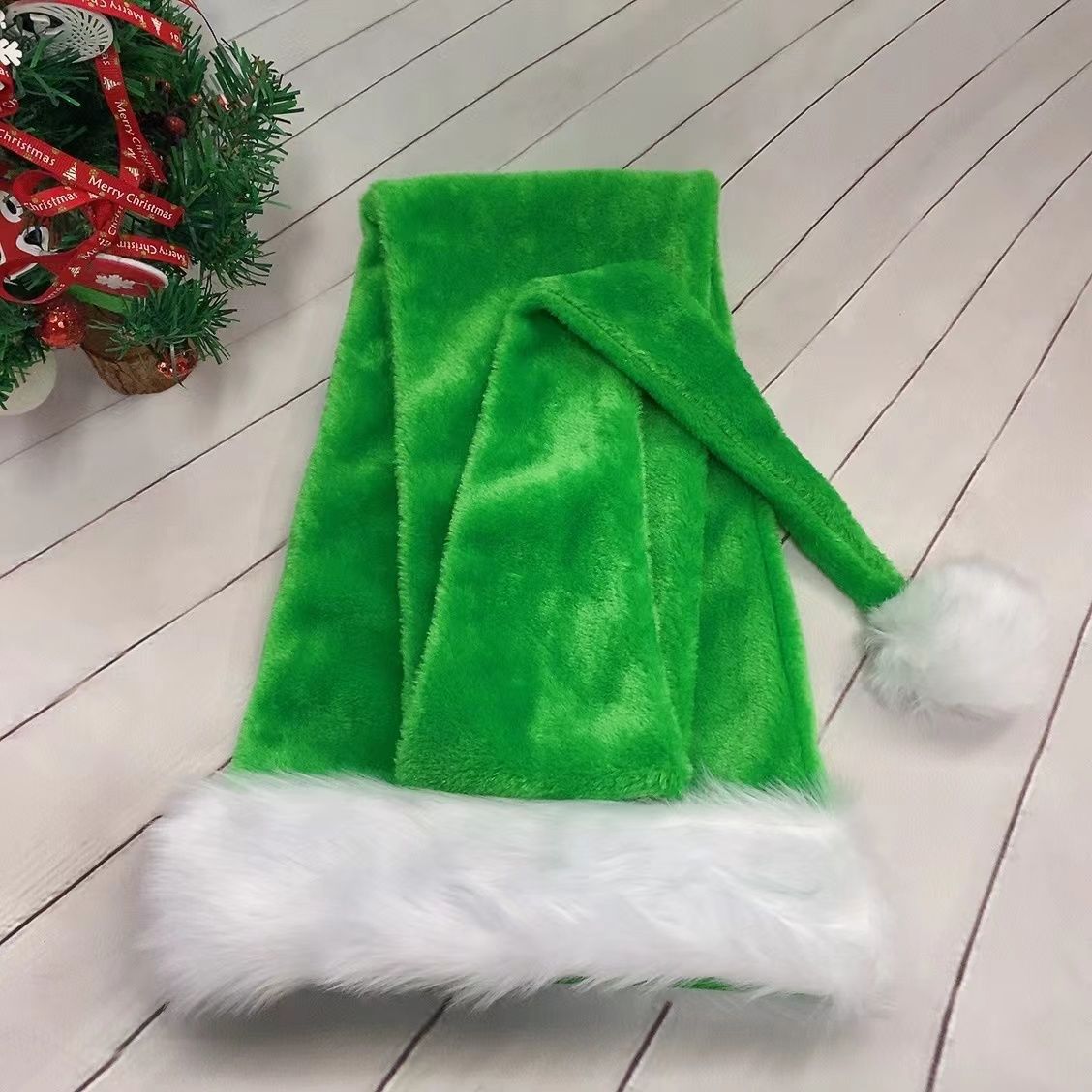 Weisser Weihnachtsmann-Hut aus Plüsch – Bild 10 | LuxeStyle