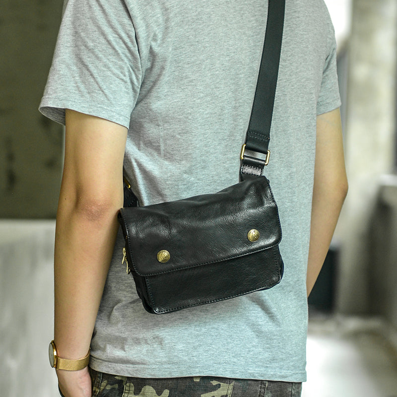 Multifunktionale Leder-Brusttasche für Herren – Bild 4 | LuxeStyle