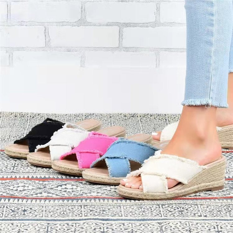 Weite Espadrille‑Sandalen mit Querband – Bild 3 | LuxeStyle