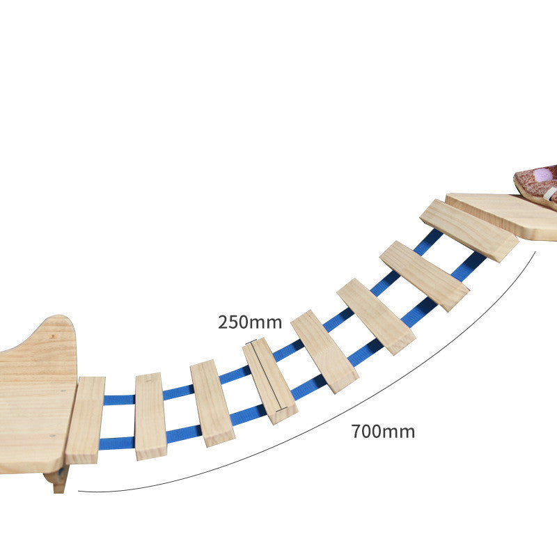 Katzen-Kletterwand aus Massivholz