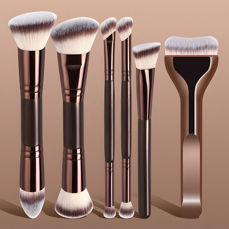 Kaffeebraune Make-up-Pinsel