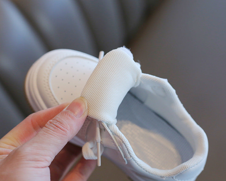 Leichte, rutschfeste Sneaker für Kinder