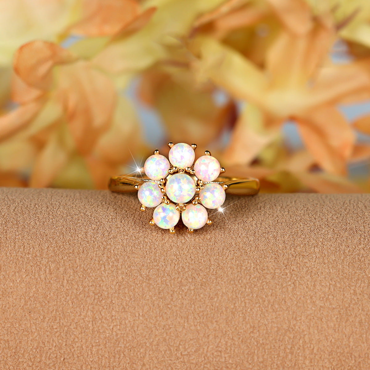 Opalring mit Blüten-Design