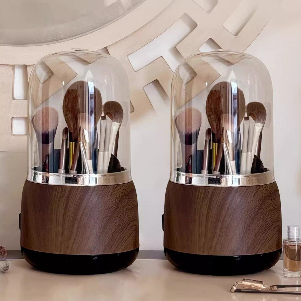 Make-up-Pinsel-Organizer mit Deckel – Bild 6 | LuxeStyle