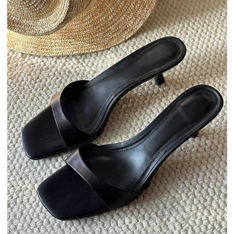 Elegante Sandalette im französischen Stil