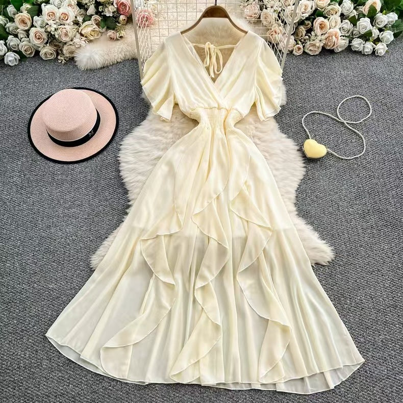 Chiffon Maxikleid mit V-Ausschnitt und Volants