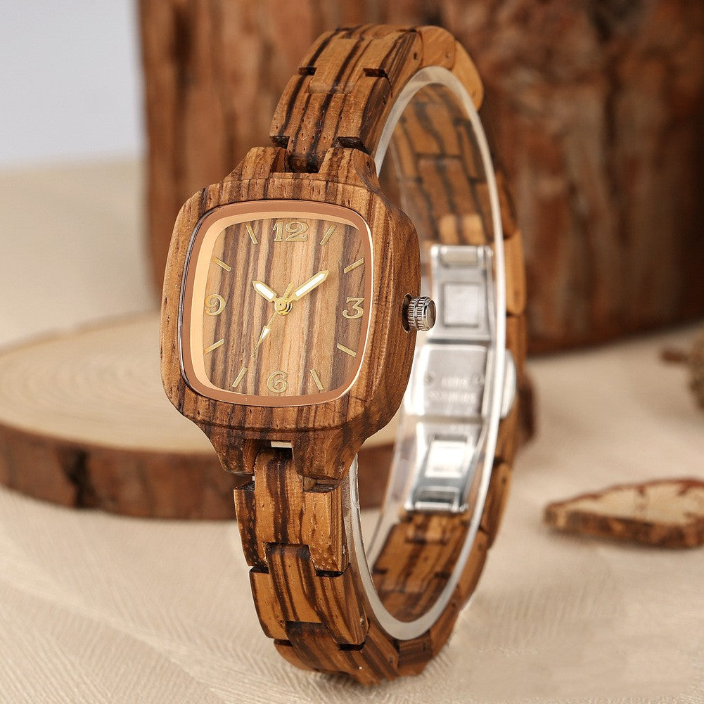 Bambus-Holz-Uhr mit digitalem Goldzifferblatt – Bild 5 | LuxeStyle