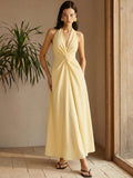 Elegantes Neckholder Plissee Maxikleid – Bild 8 | LuxeStyle