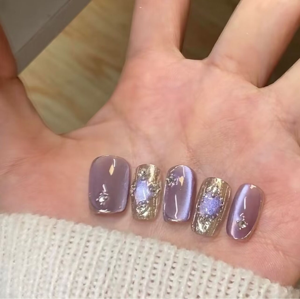 Handgemachte Press-On Nägel «Purple Buccellati» – Ansicht 3