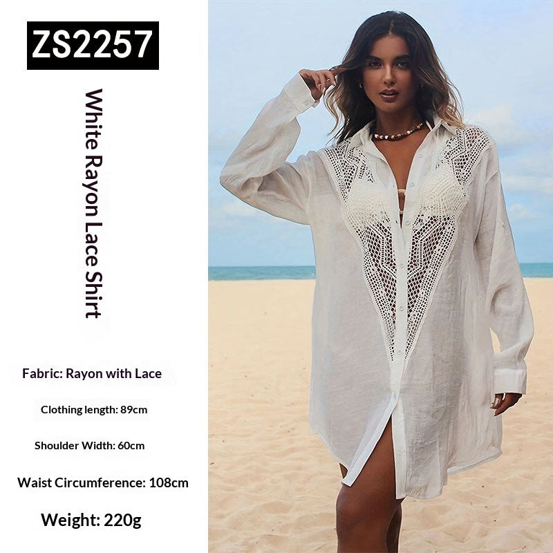 Spitzenbesetzte Bluse als Strand-Cardigan