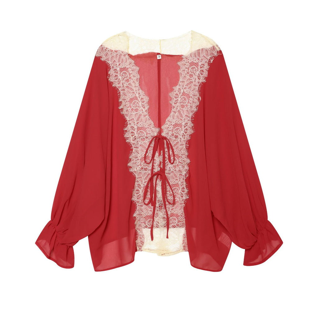Leichte Bluse mit Spitze und Bindedetail