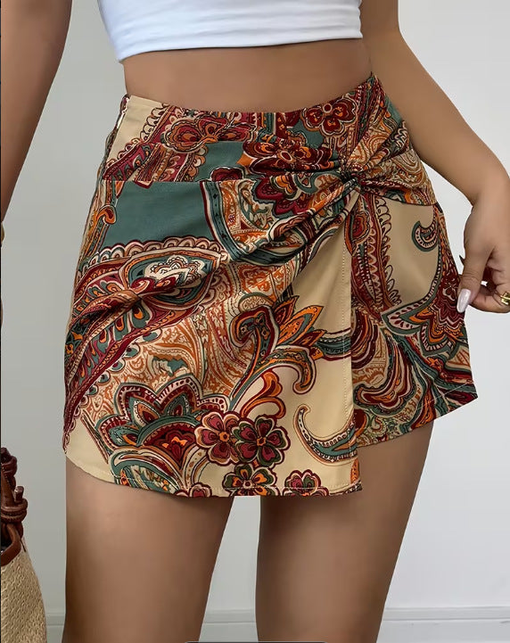 Wickel-Shorts mit Paisley-Print