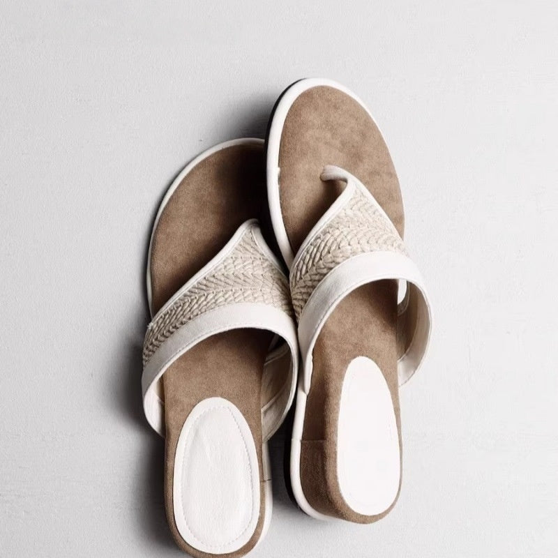 Französische Resort-Slipper für den Sommer