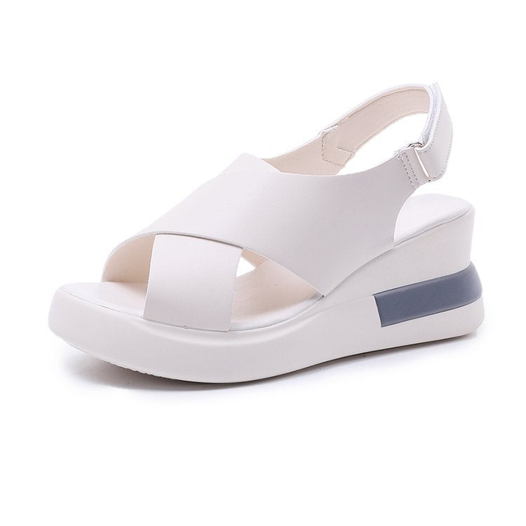 Keile Sandalen mit Peep Toe – Bild 6 | LuxeStyle