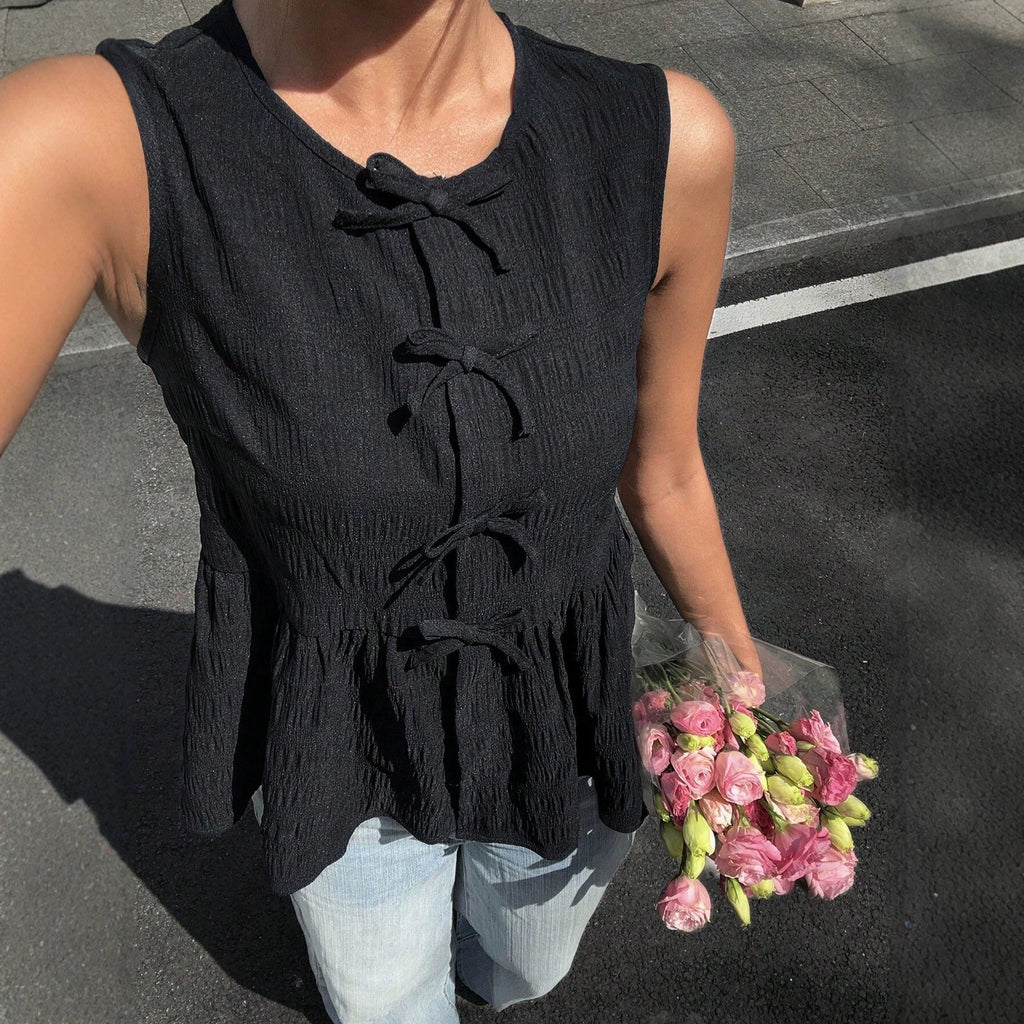 Elegantes ärmelloses Top mit Schleifendetail