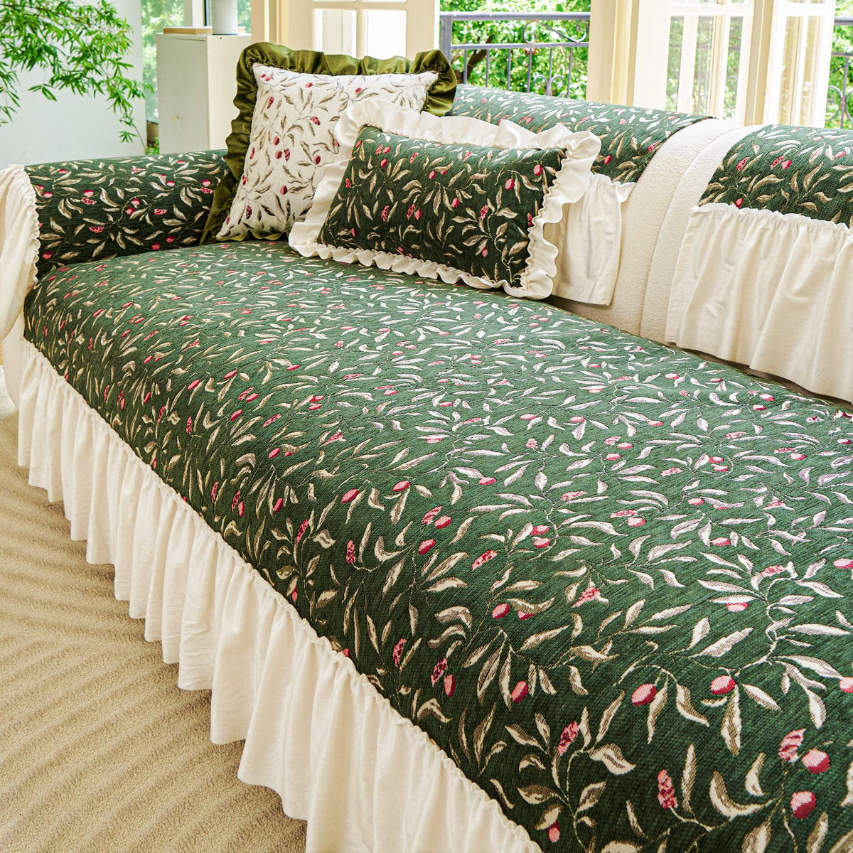 Chenille Sofakissen für alle Jahreszeiten – Bild 2 | LuxeStyle