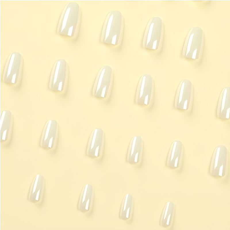Aurora White Fake Nails – Lange Wasserrohr-Form – Ansicht 3