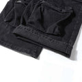 Schwarze Cargo-Hose mit mehreren Taschen