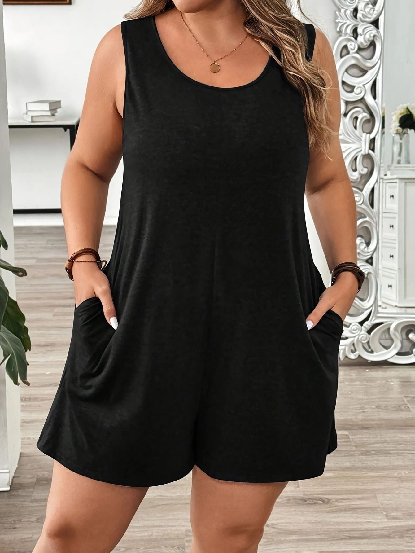 Jumpsuit mit V-Ausschnitt und Taschen